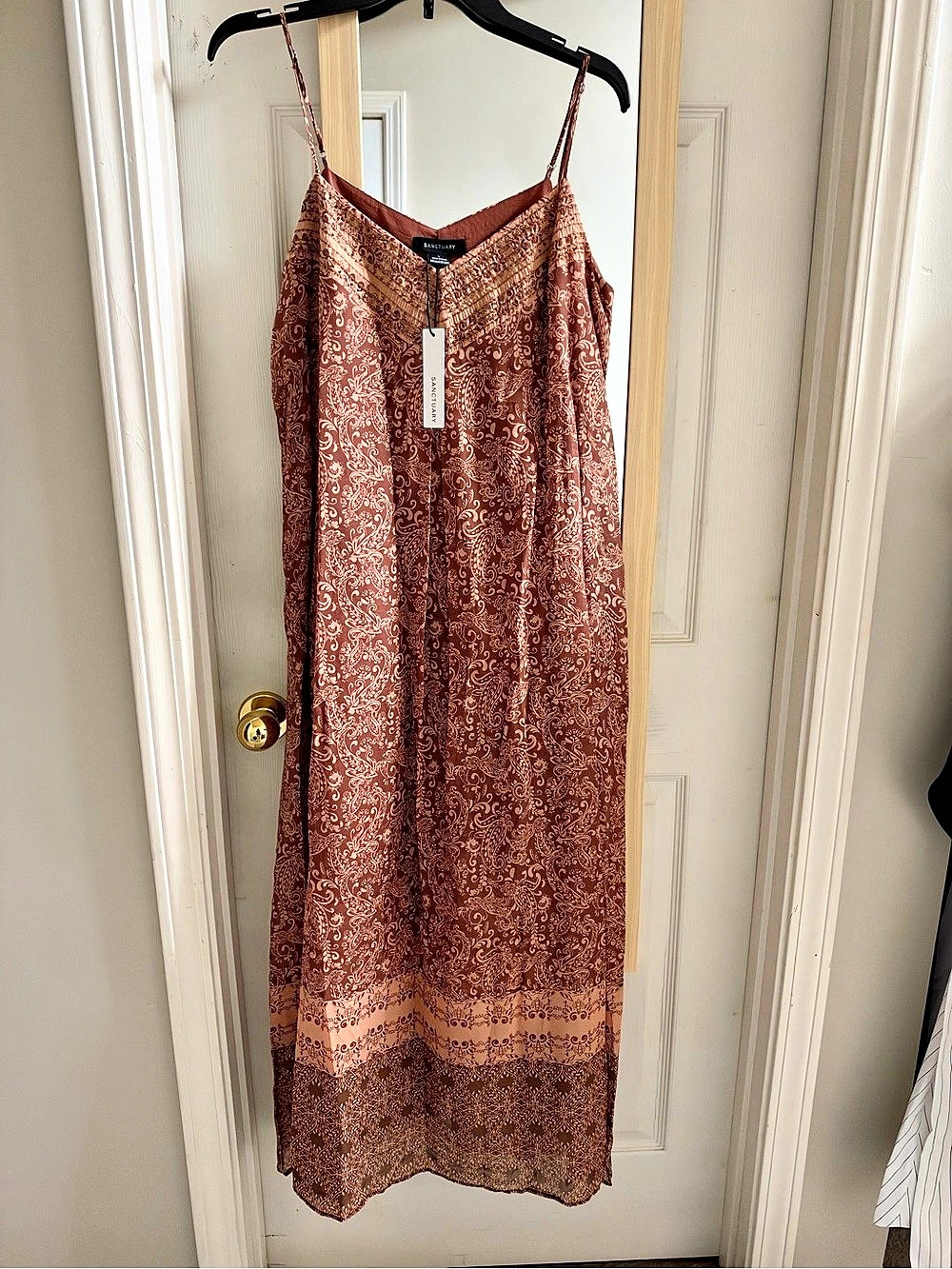 Sanctuary Coastal V-neck Maxi Dress Paisley Maxi Dress in Brown & Pink NWT